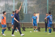 HLV Philippe Troussier giải thích lý do tập trung thần tốc ĐT Việt Nam 4 ngày