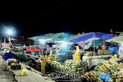 Chợ về đêm