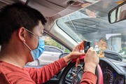 CSGT Hà Nội hóa trang ghi hình xe khách vi phạm, "chim mồi" bị vô hiệu hóa