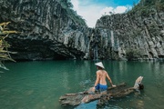 

Vẻ đẹp thác Vực Hòm giữa lòng Phú Yên