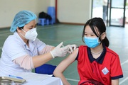 Covid-19 ngày 1/5: Số ca mắc mới giảm, số ca nhập viện cao
