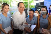 TP.HCM: "Cảm ơn người lao động" với 10.000 phần quà ý nghĩa