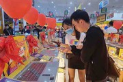Người dân thắt chặt chi tiêu, doanh nghiệp bán lẻ gặp khó
