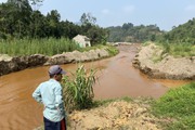 Yên Bái: Nhà máy tuyển quặng sắt Làng Mỵ xả thải chưa qua xử lý ra môi trường