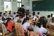 Học trò thi đua đoạt giải cao, hiệu trưởng sầu lo vì không có tiền thưởng