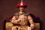 "Tự ti" về chiều cao, Càn Long từng đi giày độn 10cm?