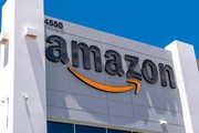 "Gã khổng lồ" thương mại điện tử Amazon và những con hào kinh tế