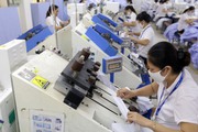 Chính phủ yêu cầu các bộ ngành đưa giải pháp "chặn" tình trạng công nhân mất việc