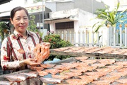 Một nông dân khởi nghiệp thành công bằng mô hình chế biến loại cá ngon, giàu dinh dưỡng thành món đặc sản