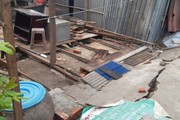 An Giang: Khẩn cấp di dời nhiều nhà dân vì liên tiếp xảy ra sạt lở bờ kênh