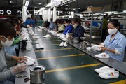 Nghịch lý: Nữ lao động 60 tuổi mới được nghỉ hưu nhưng 40 tuổi đã không doanh nghiệp nào muốn tuyển