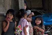 Cải thiện tầm vóc, nâng cao sức khỏe cho trẻ em vùng cao Lai Châu vẫn là bài toán khó