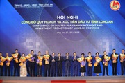 Thủ tướng Chính phủ Phạm Minh Chính kỳ vọng vào những thế mạnh của Long An khi công bố kế hoạch xúc tiến đầu tư