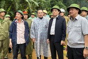 Phó Thủ tướng Trần Lưu Quang trực tiếp kiểm tra hiện trường vụ sạt lở trạm CSGT đèo Bảo Lộc