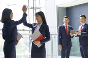 Cổ phiếu tiêu điểm hôm nay (30/8): Áp lực chốt lời trước kỳ nghỉ lễ 2/9, nhà đầu tư nên làm gì?