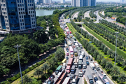 Nhiều tuyến đường Hà Nội ùn tắc kéo dài trong ngày làm việc cuối cùng kỳ nghỉ lễ 2/9 