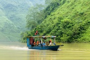 Tạm ngừng vận chuyển khách trên sông Nho Quế (Hà Giang)