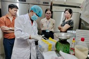 Sở Y tế Quảng Nam công bố kết quả xét nghiệm về ngộ độc tại tiệm bánh mì Phượng ở Hội An