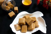 Kẹo dừa nhà làm vừa ngọt dẻo lại đảm bảo, cả nhà mê tít