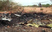Hiện trường máy bay Algeria rơi: Chỉ còn lại một đống tro tàn