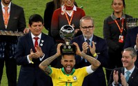 Vô địch Copa America, Dani Alves lập kỷ lục siêu khủng