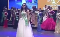 Chết cười với màn catwalk như "ma nữ" ở cuộc thi Nữ hoàng sắc đẹp