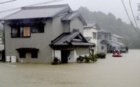 Ảnh: Nhật Bản oằn mình chống siêu bão Hagibis gây động đất, lũ lụt, lở đất