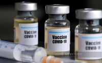 Kỷ luật Chủ tịch xã mời 20 người thân cán bộ tiêm vaccine sai quy định