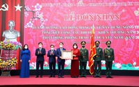 Cán bộ và nhân dân huyện Thạch Thất đón nhận Huân Chương Lao động hạng Ba