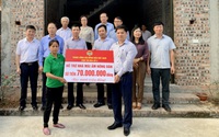 Trung ương Hội NDVN trao tặng kinh phí xây Nhà mái ấm nông dân cho hội viên nghèo Bắc Giang