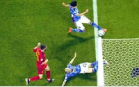 Nhật Bản loại Đức nhờ "bàn thắng ma" gây tranh cãi nhất lịch sử World Cup