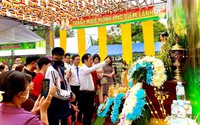 Phó Chủ tịch Trung ương MTTQ Việt Nam dự lễ Phật đản tại chùa Quan Âm