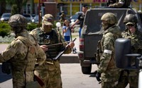 Chiến sự Ukraine: Quân đội Nga vấp phải kháng cự quyết liệt ở Melitopol, nam Ukraine