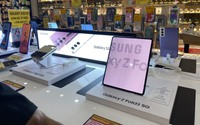 Bộ đôi siêu phẩm của Samsung giảm giá ngỡ ngàng đấu iPhone 13, người Việt hưởng lợi