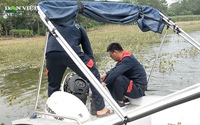 Video: Đội cứu hộ 116 vào cuộc, huy động ca nô, máy quay dưới nước tìm kiếm cô gái mất tích ở Hà Nội
