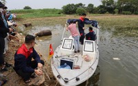 Cano, máy quay dưới nước tham gia tìm kiếm cô gái xinh đẹp mất tích tại Hà Nội