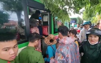 Hàng nghìn người dân Quảng Nam được di dời về nơi an toàn tránh bão số 4