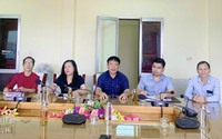 Sau phản ánh của báo Dân Việt, sinh viên sư phạm Đại học Quảng Bình được chi trả tiền hỗ trợ