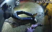 Nước Mỹ rúng động với video 5 cảnh sát đánh đập dã man người lái xe mô tô