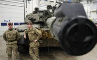 Anh hé lộ thời điểm vận chuyển Challenger 2 đến Ukraine, Nga treo thưởng phá hủy xe tăng phương Tây