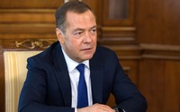Ông Medvedev cảnh báo sắc lạnh: Binh lính Anh ở Ukraine là 'mục tiêu hợp pháp' của Nga