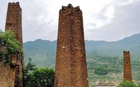 Những tòa tháp chọc trời bí ẩn, cổ xưa tại Trung Quốc