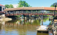 Nông thôn mới Ninh Bình, ở Kim Sơn, dân mang chổi, cuốc xẻng ra đường dọn rác, cả làng đều sạch
