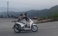 Khởi tố 2 vợ chồng lái xe "diễn xiếc" trên đèo Hải Vân