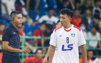Lăng mạ trọng tài, ngôi sao World Cup Nguyễn Minh Trí bị phạt nặng