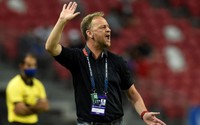 Tin tối (1/4): HLV Polking rời Thái Lan, trở lại cầm quân tại V.League?