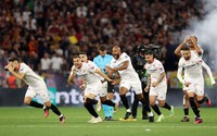 Thắng luân lưu trước AS Roma, Sevilla lần thứ 7 vô địch Europa League