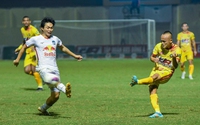 Tin tối 31/5: HLV Troussier báo tin buồn cho Tuấn Anh?