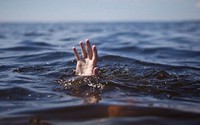 Nhóm du khách bị đuối nước khi tắm biển tại Quan Lạn, 1 người tử vong