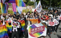Nhật Bản "bật đèn xanh" cho hôn nhân đồng giới